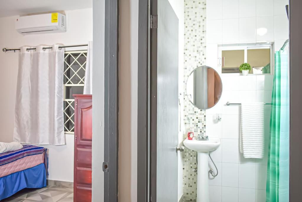 Downtown Beautiful 2Br Apartment Blocks From Beach #5 La Paz Ngoại thất bức ảnh