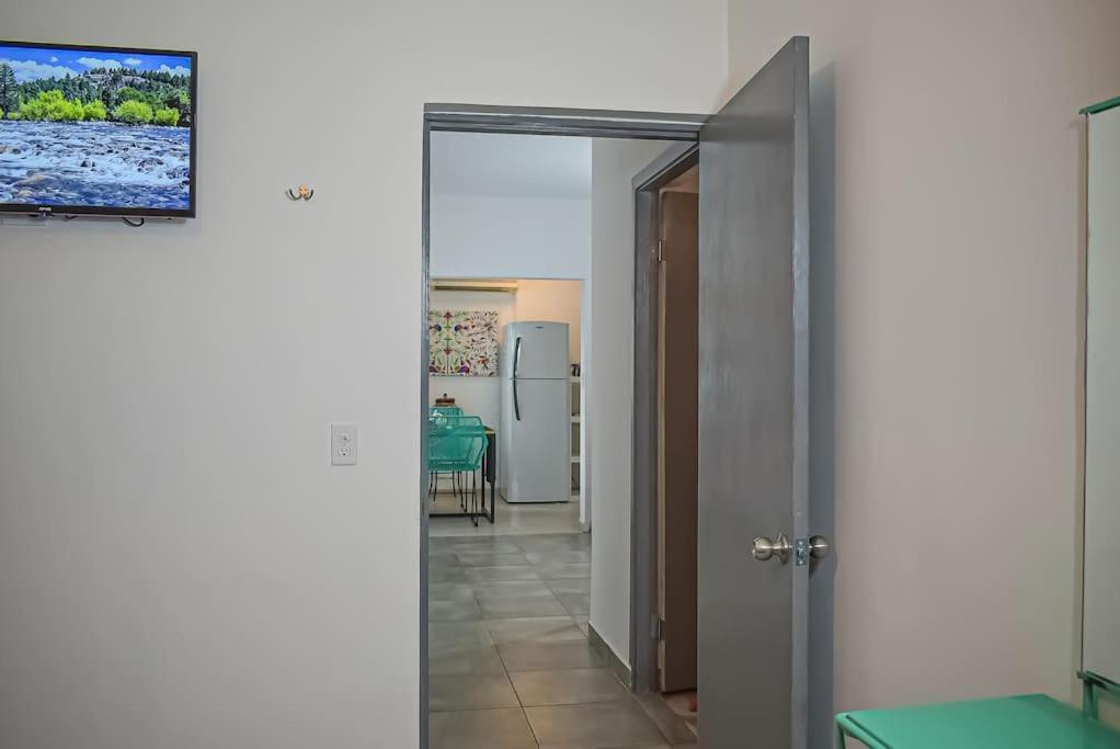Downtown Beautiful 2Br Apartment Blocks From Beach #5 La Paz Ngoại thất bức ảnh